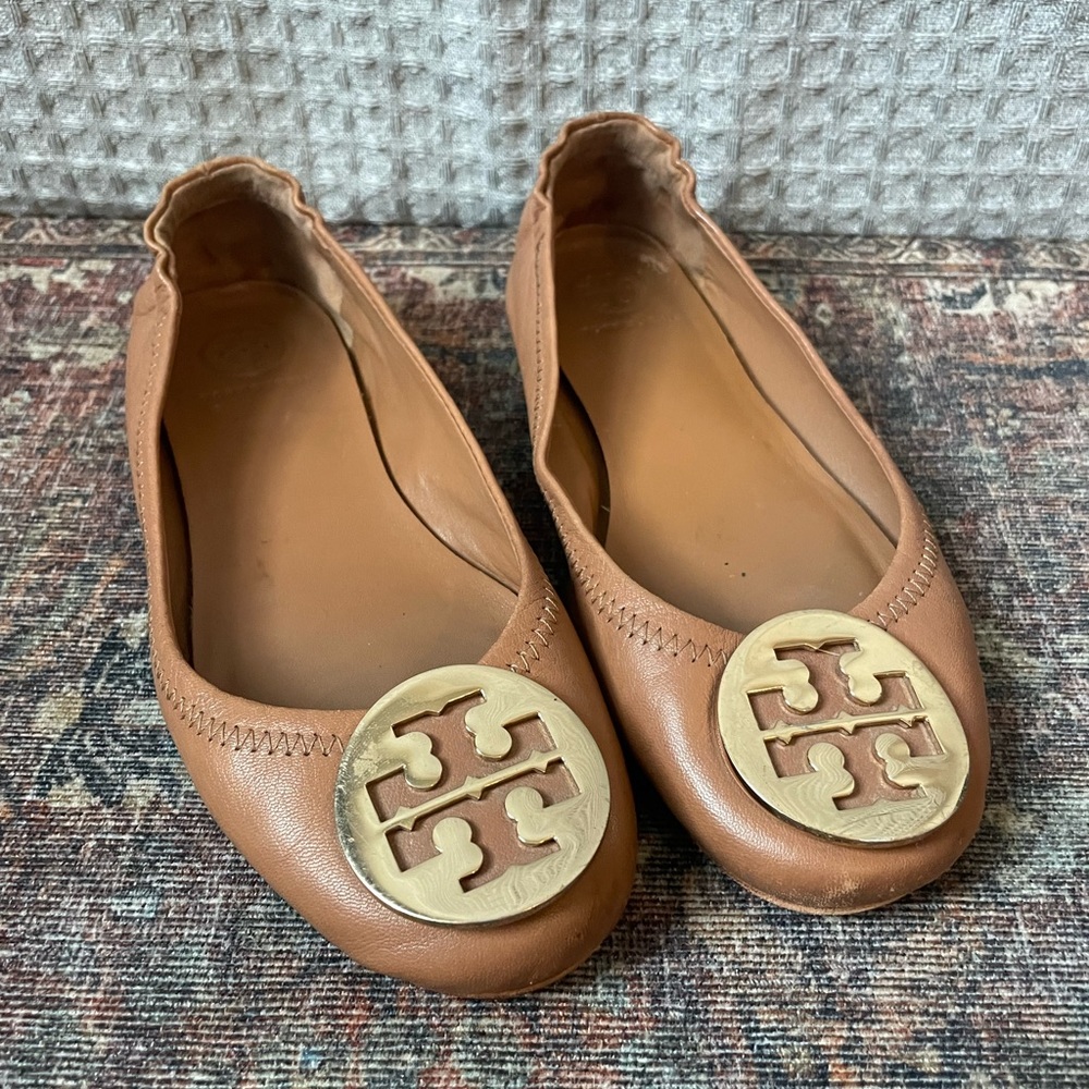 Tory Burch Minnie Travel Ballet Size 7 Tan Flats